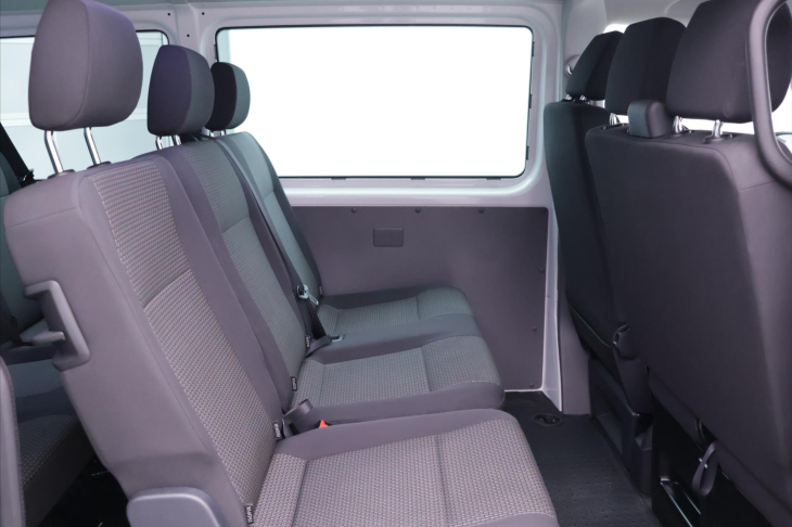 Volkswagen Transporter 2,0 TDI Klima 9-Míst DPH 1.Maj.