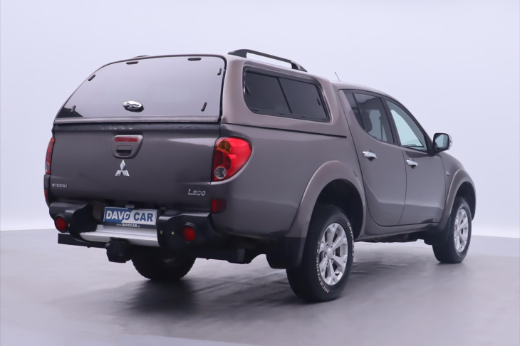 Mitsubishi L200 2,5 DI-D 131kW 4WD Intense+