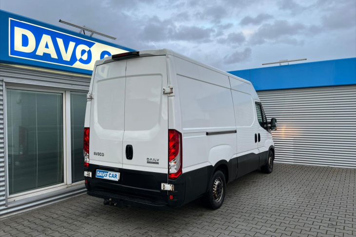 Iveco Daily 2,3 D 114kW Automat,tachograf