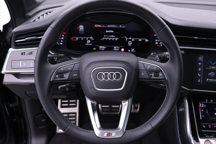 Audi SQ7 4,0 V8 373kW Black Panorama DPH