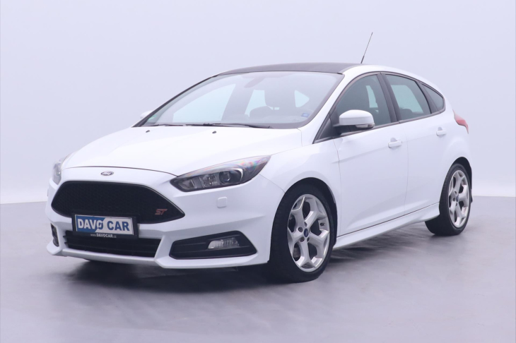 Ford Focus 2,0 ST 184kW Serv.kniha Recaro