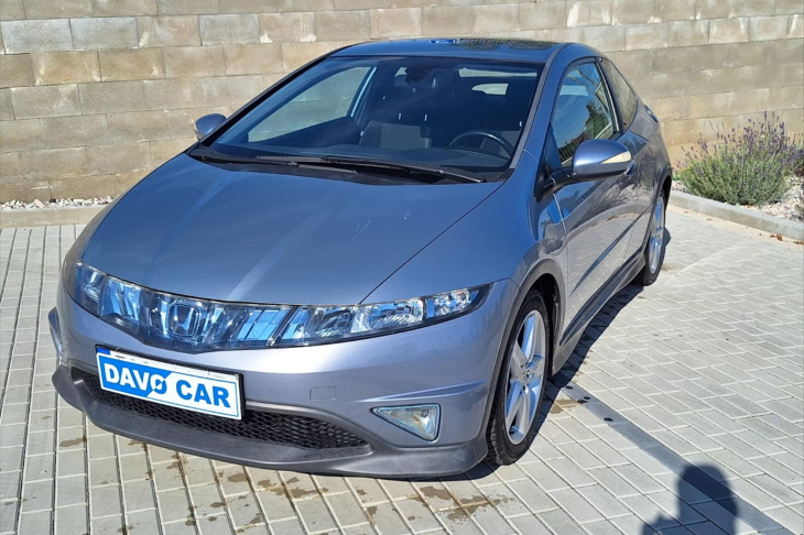 Honda Civic 1,8 i-VTEC 103kW Type S Klima