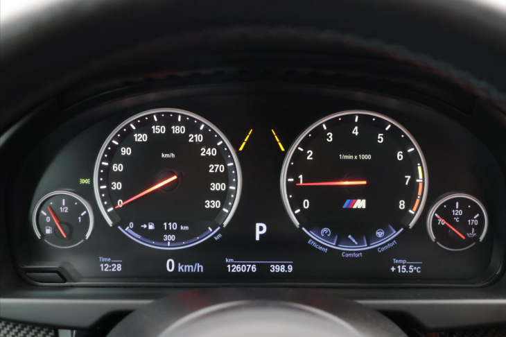 BMW X5 4,4 M 423kW xDrive Pano CZ DPH