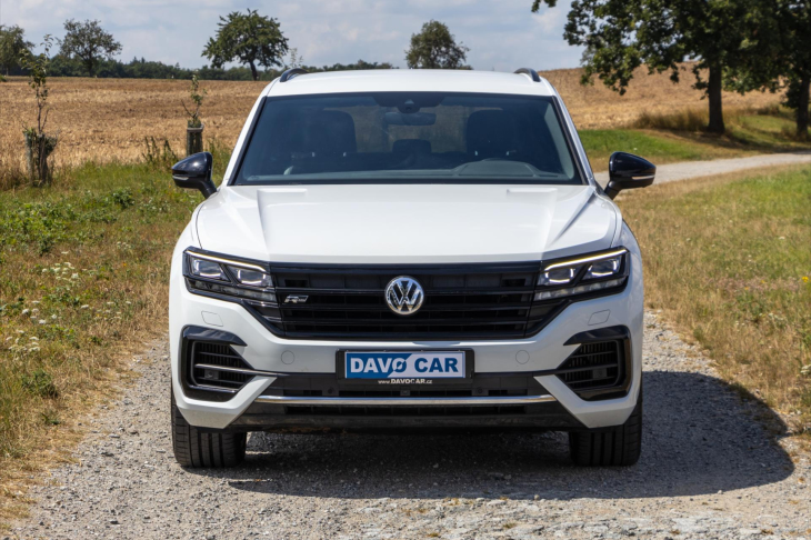 Volkswagen Touareg 4,0 V8 TDI R-Line Black DPH