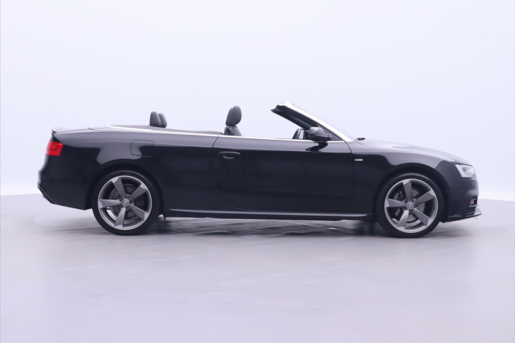 Audi A5 3,0 TDI quattro S-tronic Sline