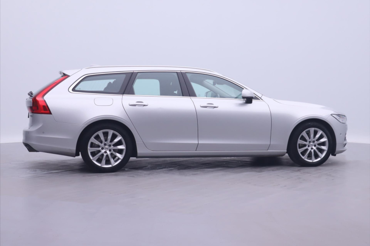 Volvo V90 2,0 D5 173kW AWD Momentum