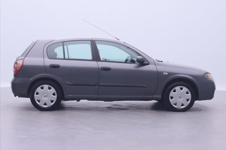 Nissan Almera 1,5 i 72kW Klimatizace CZ