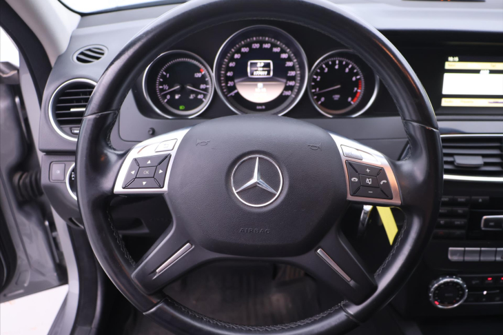 Mercedes-Benz Třídy C 1,8 CGI BlueEfficiency Navi