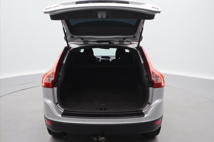 Volvo XC60 2,4 D4 AWD Automat Kinetic