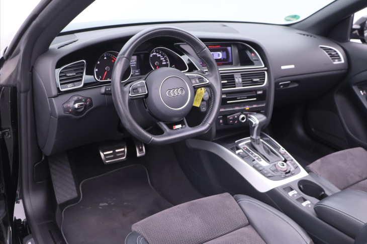 Audi A5 3,0 TDI quattro S-tronic Sline