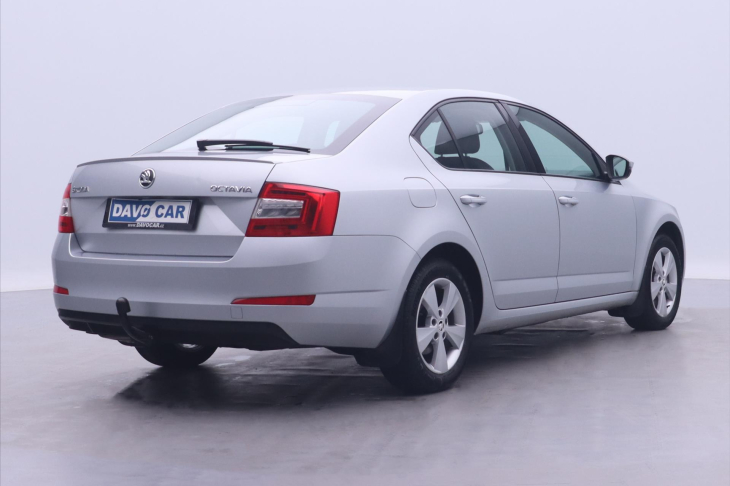 Škoda Octavia 1,8 TSI 132kw Elegance xenon serv. kniha