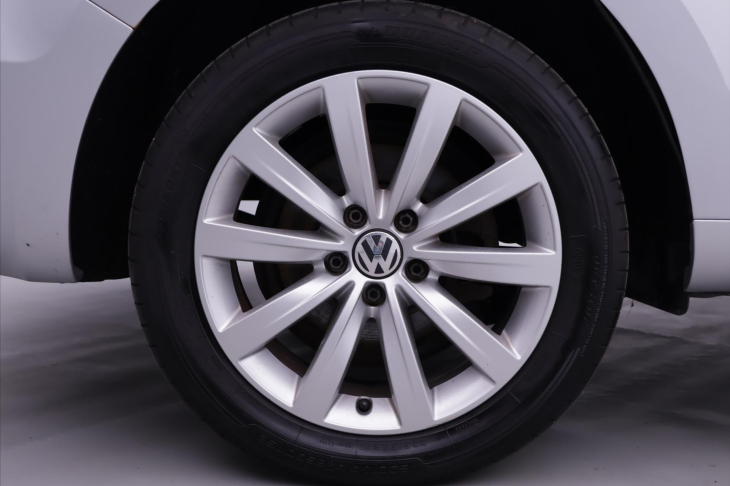 Volkswagen Sharan 2,0 TDI 100kW Highline Navi