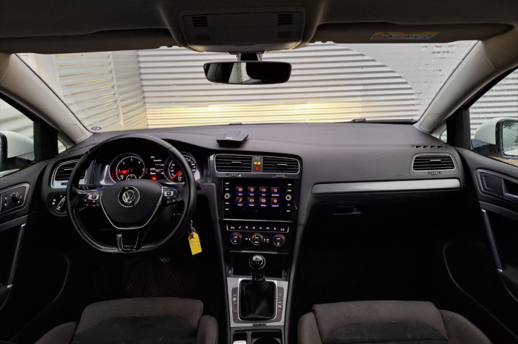 Volkswagen Golf 1,6 TDI Comfortline Tažné