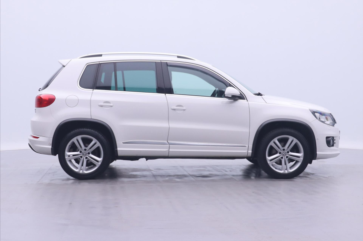 Volkswagen Tiguan 2,0 TDI 103kW R-line CZ 4Motion