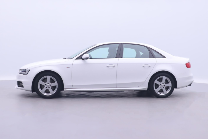 Audi A4 2,0 TDI 110kW S-line Xenon