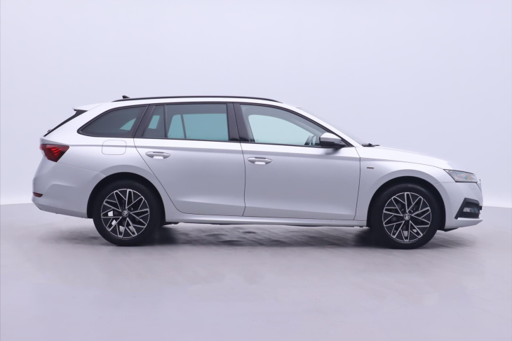 Škoda Octavia 2,0 TDI DSG Clever 1.Maj DPH