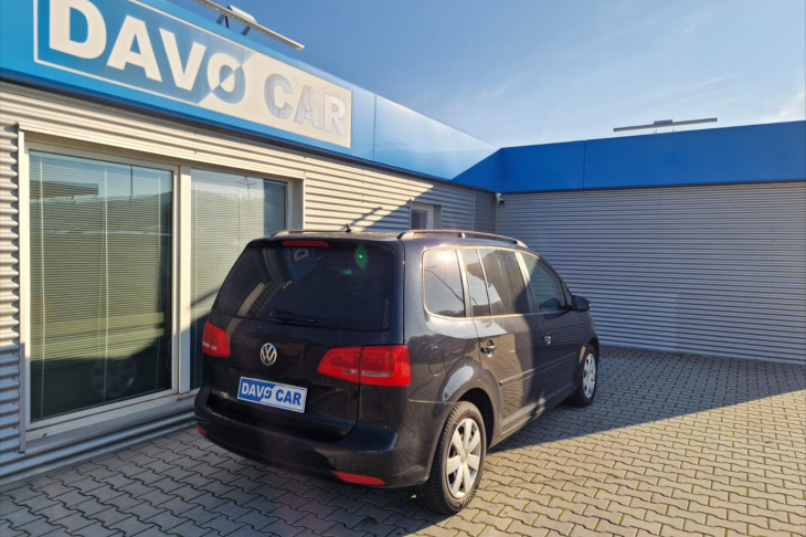 Volkswagen Touran 1,4 TSI 103kW DSG Aut.klima 1.Maj