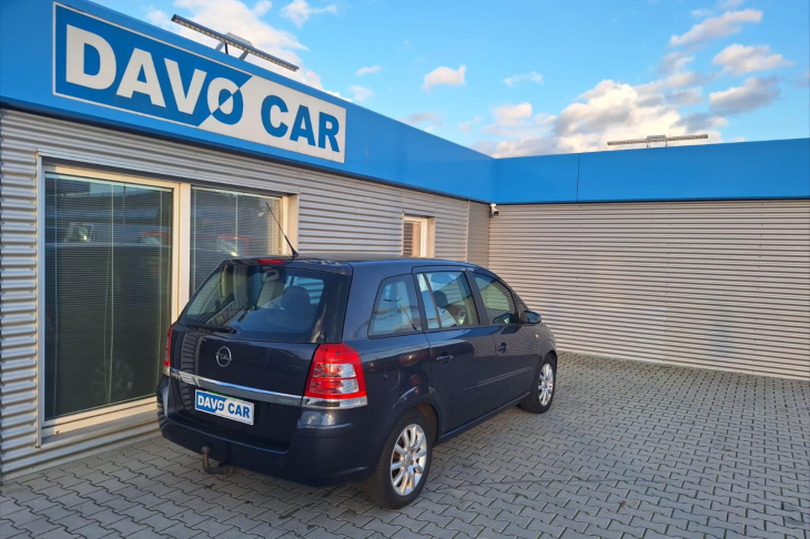 Opel Zafira 1,6 1.6i ENJOY 7míst tažné serv. kniha