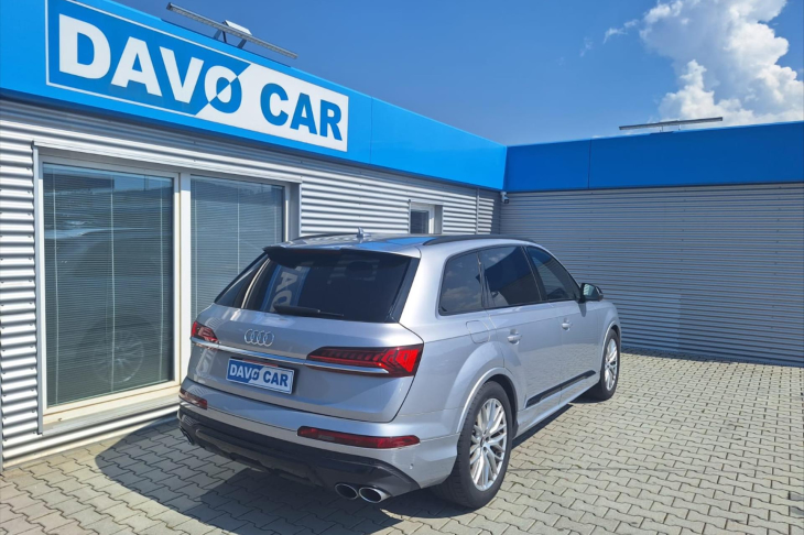 Audi SQ7 4,0 TDI 320kW Quattro 7-Míst  DPH