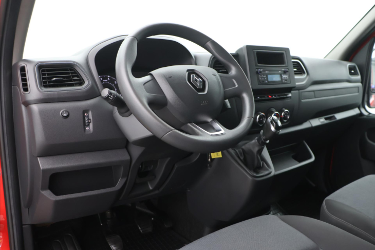 Renault Master 2,3 dCi L2H2 DPH pojízdná dílna