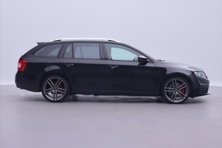 Škoda Octavia 2,0 TSI 162kW RS DSG Xenon Navi