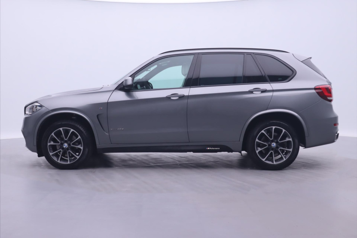 BMW X5 3,0 40d xDrive M-Paket LED CZ