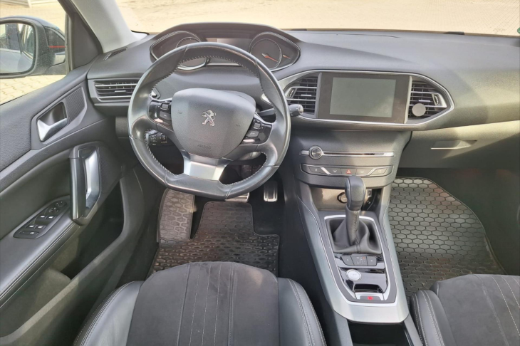 Peugeot 308 2,0 BlueHDI 110kW Allure Panorama