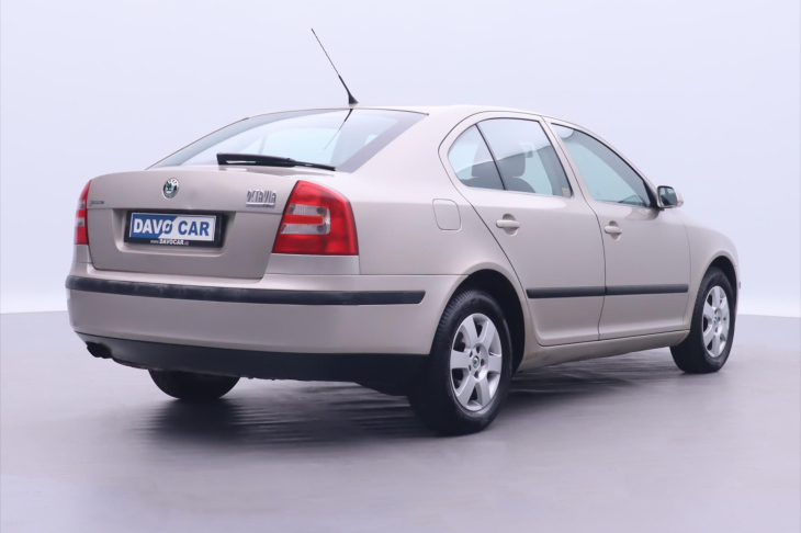 Škoda Octavia 2,0 FSI 110kW Elegance Tažné