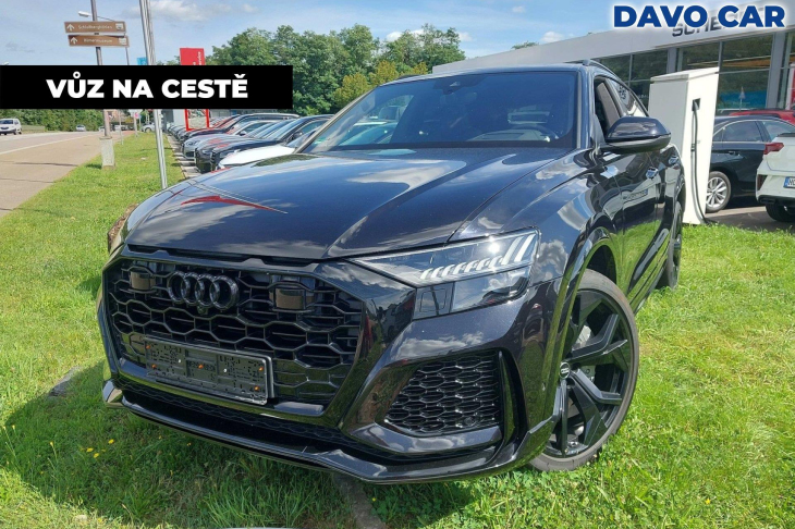 Audi RS Q8 4,0 V8 TFSI 305km/h Panorama