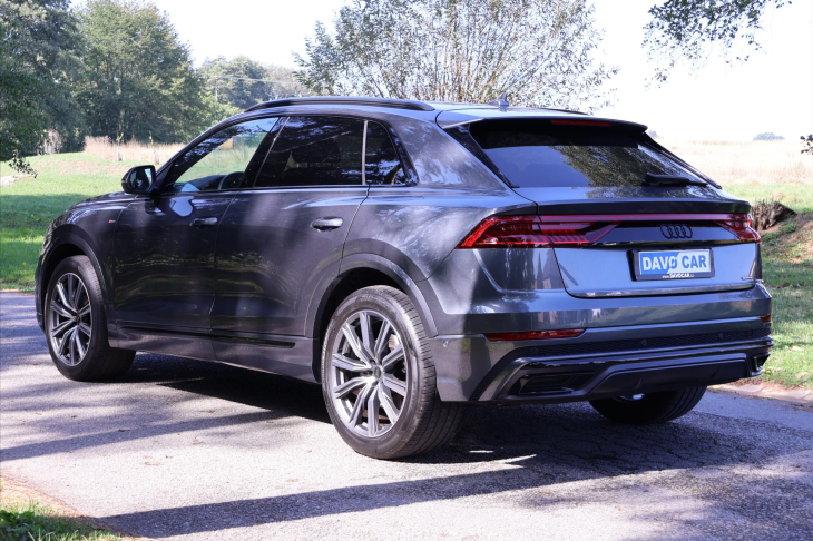 Audi Q8 3,0 V6 TDI S-Line Black CZ DPH