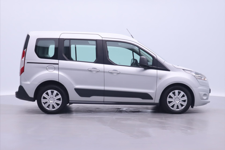 Ford Tourneo Connect 1,6 i 110kW Automat CZ 1.Maj