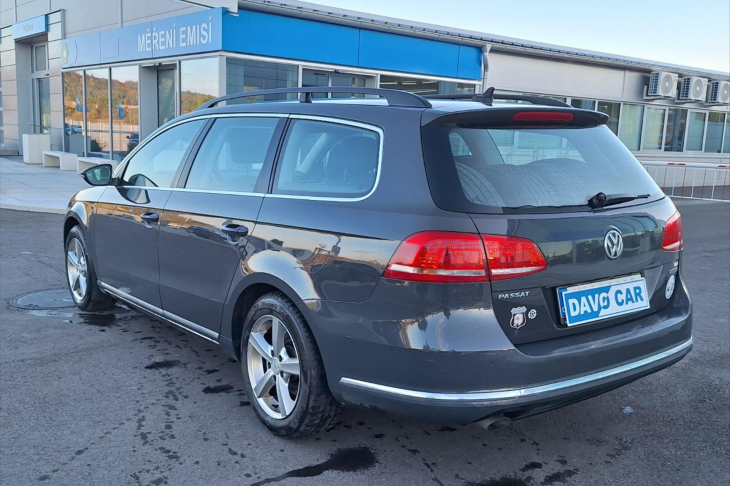 Volkswagen Passat 1,6 TDI CZ Xenon Comfortline