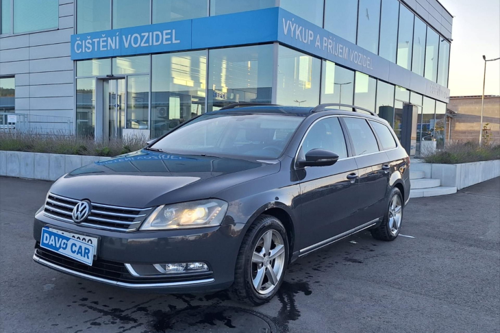 Volkswagen Passat 1,6 TDI CZ Xenon Comfortline