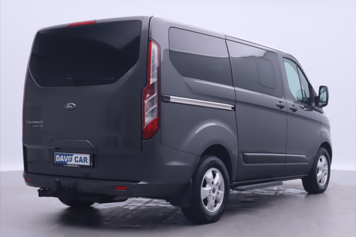 Ford Tourneo Custom 2,0 TDCI 96kW Titanium 8-Míst