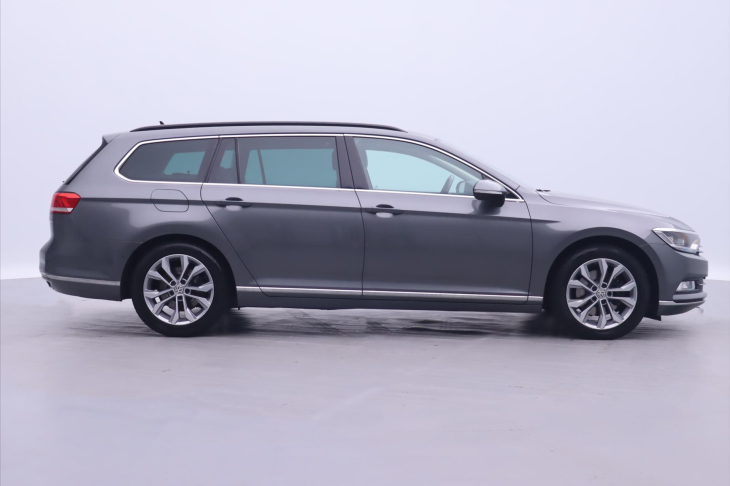 Volkswagen Passat 2,0 TDI 140kW DSG Virtual Panorama