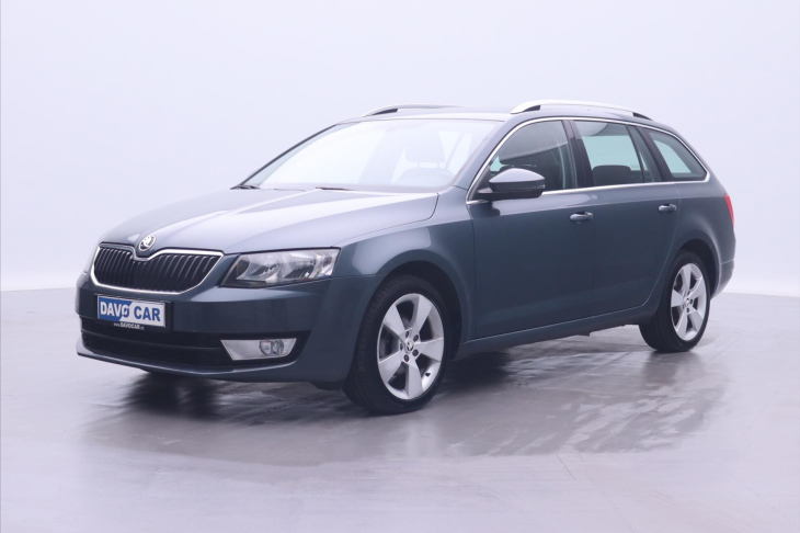 Škoda Octavia 1,6 TDI 81kw Executive DSG navigace