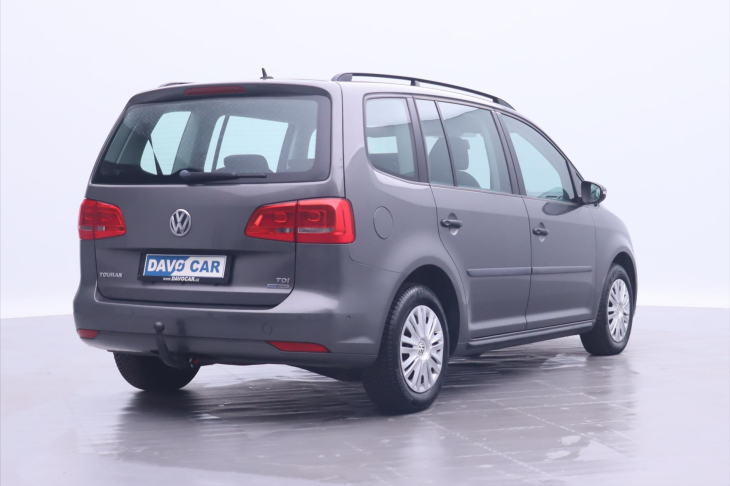 Volkswagen Touran 1,6 TDI 77kW Aut.klima 7-Míst