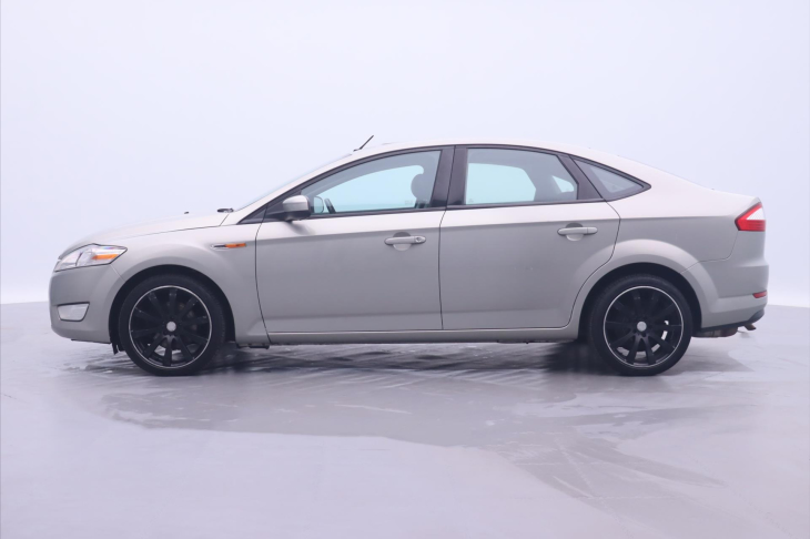 Ford Mondeo 2,0 i 107kW Kůže Tažné