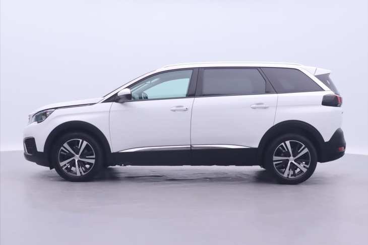 Peugeot 5008 1,2 PureTech 96kW Allure 7-Míst