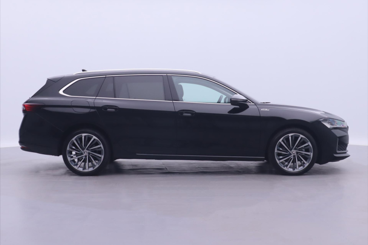 Škoda Superb 2,0 TDI DSG Laurin&Klement DPH