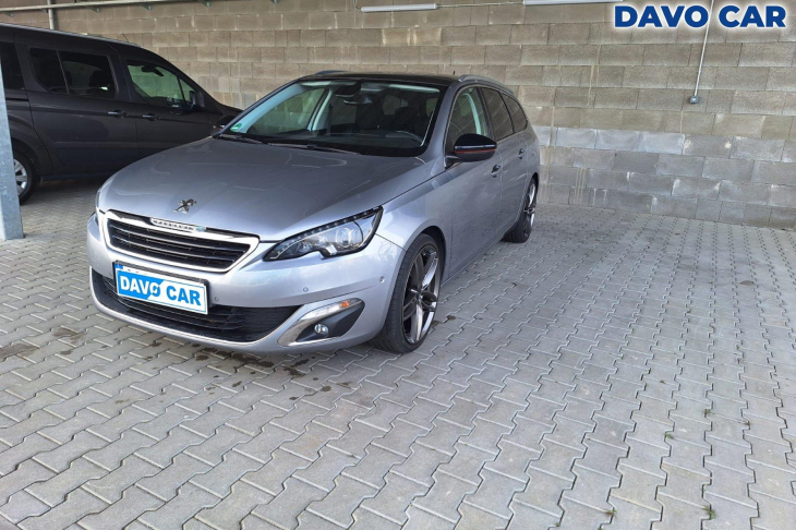 Peugeot 308 2,0 BlueHDI 110kW Allure Panorama