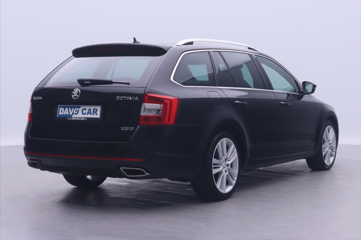 Škoda Octavia 2,0 TDI 135kW DSG Xenon 1.Maj RS