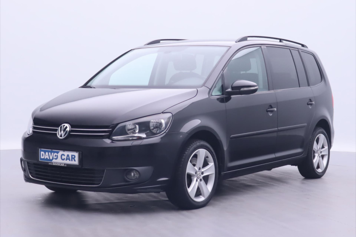 Volkswagen Touran 2,0 103kw DSG navi serv. kniha