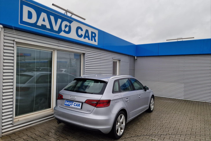 Audi A3 2,0 TFSI 81KW Ambition Serv.kniha