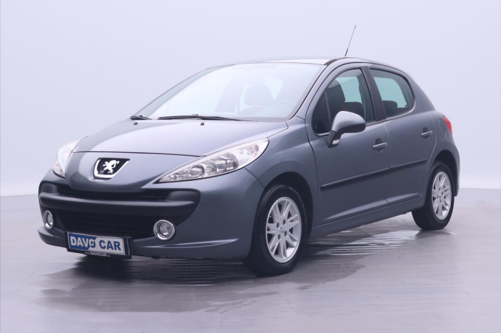 Peugeot 207 1,4 VTi 16V Trendy Klima CZ