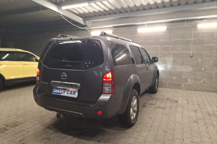 Nissan Pathfinder 2,5 dCi 140kW CZ