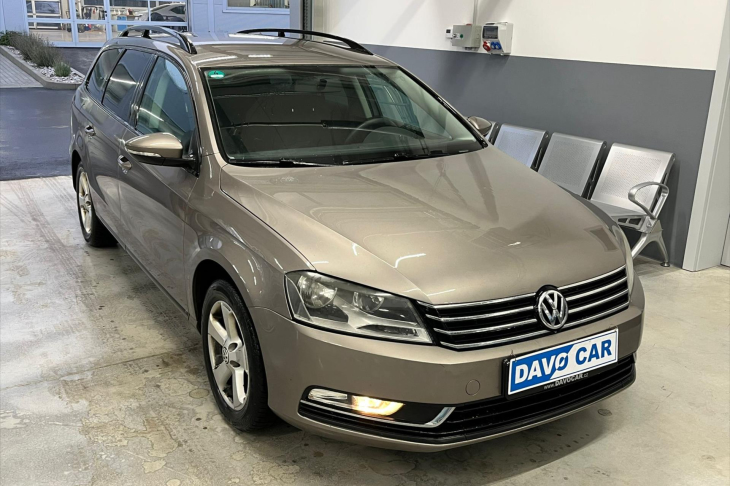 Volkswagen Passat 1,4 TSI Trendline Variant AC Tažné Zař.