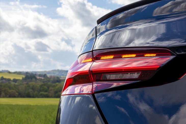 Audi RS 5 3,0 V6 331kW quattro Black DPH