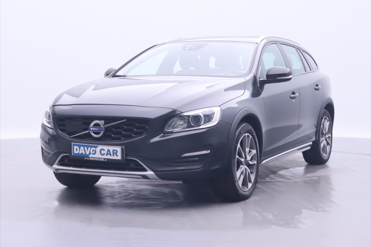 Volvo V60 2,4 D4 140kw AWD CROSS COUNTRY