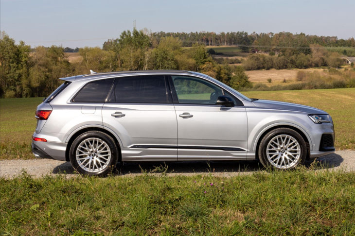 Audi SQ7 4,0 TDI 320kW Quattro 7-Míst  DPH